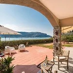 La Terrazza Tra Cielo E Mare