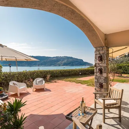 La Terrazza Tra Cielo E Mare